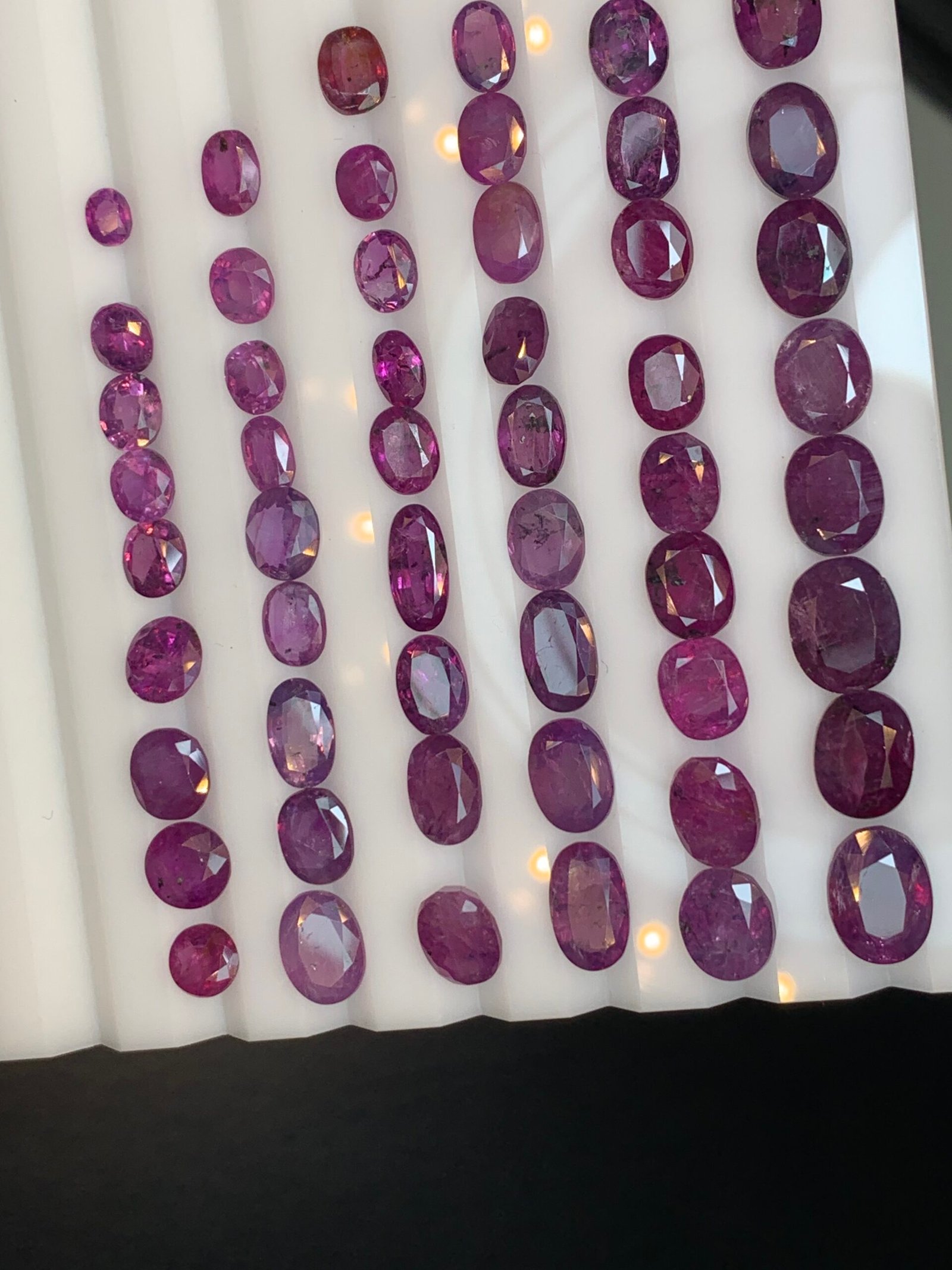 Fine quality Kashmir Sapphires. 64 carats - Image 3
