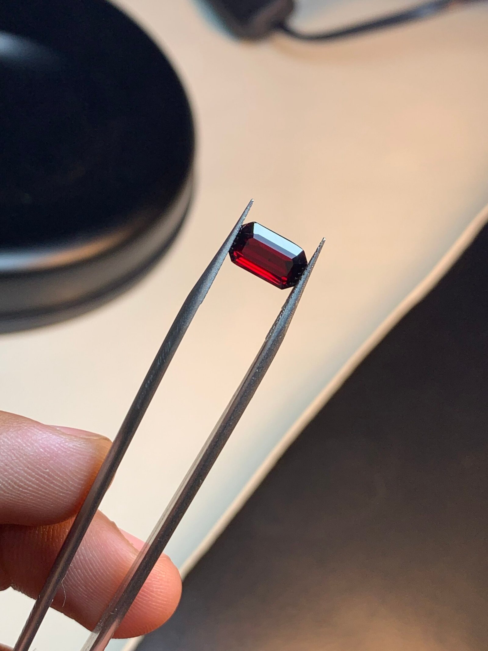 VVS quality pigeon blood ruby 2 ct - Image 6