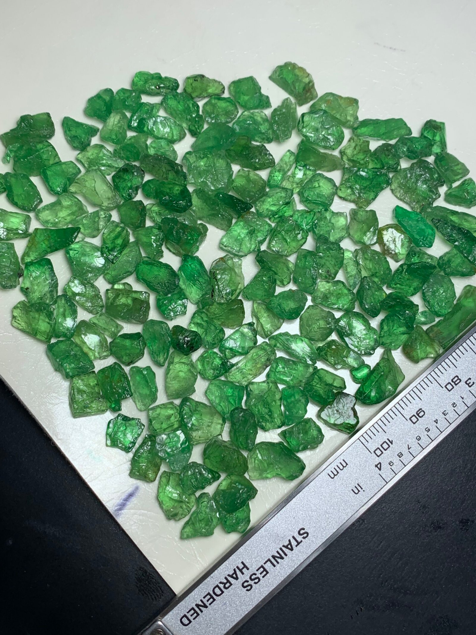 Facet rough Tsavorite garnets 200 cts