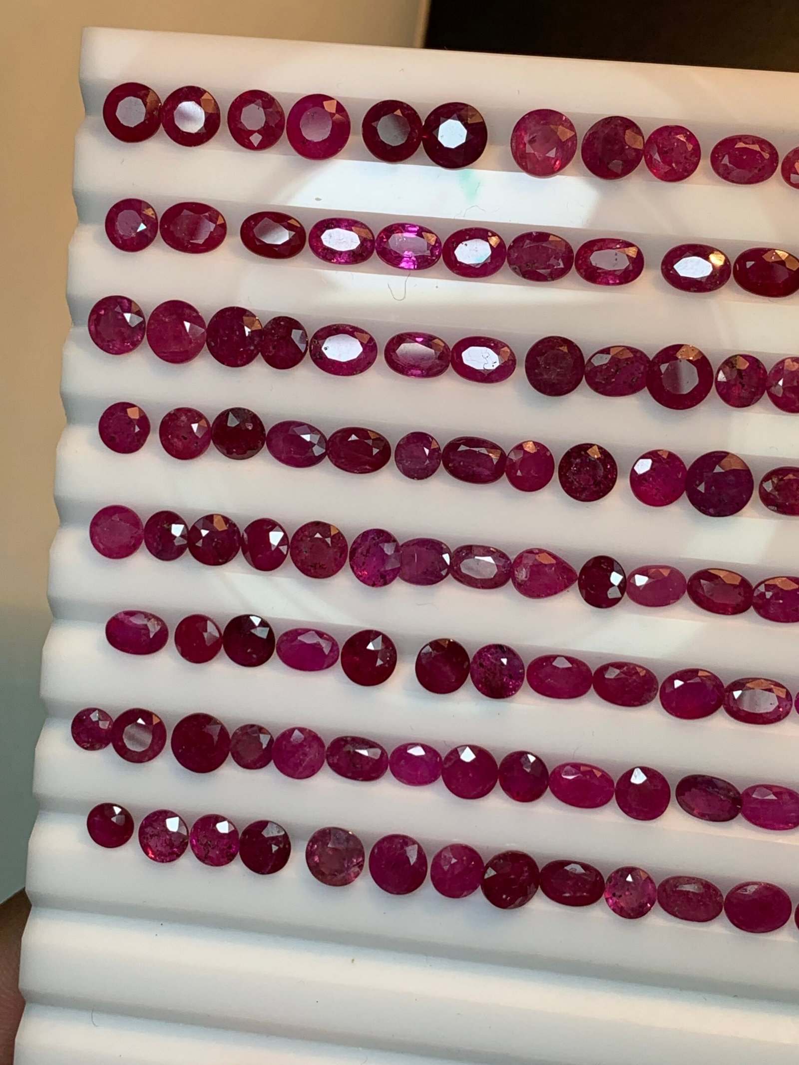 Fine quality calibrated Natural rubies 95 cts - Image 7