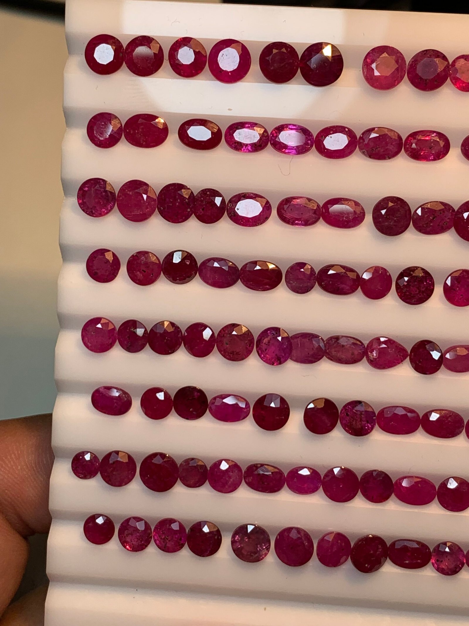 Fine quality calibrated Natural rubies 95 cts - Image 5