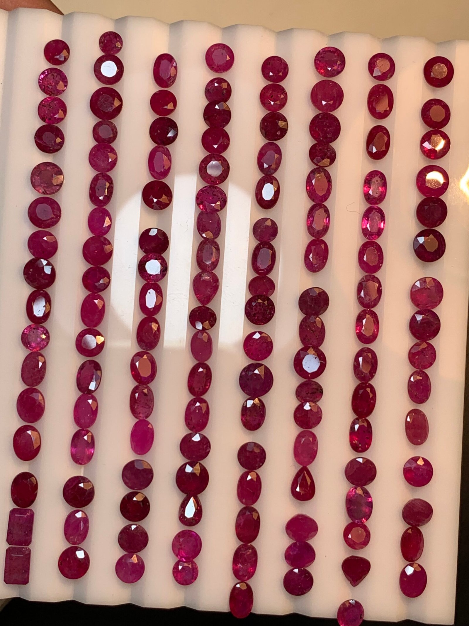 Fine quality calibrated Natural rubies 95 cts - Image 8