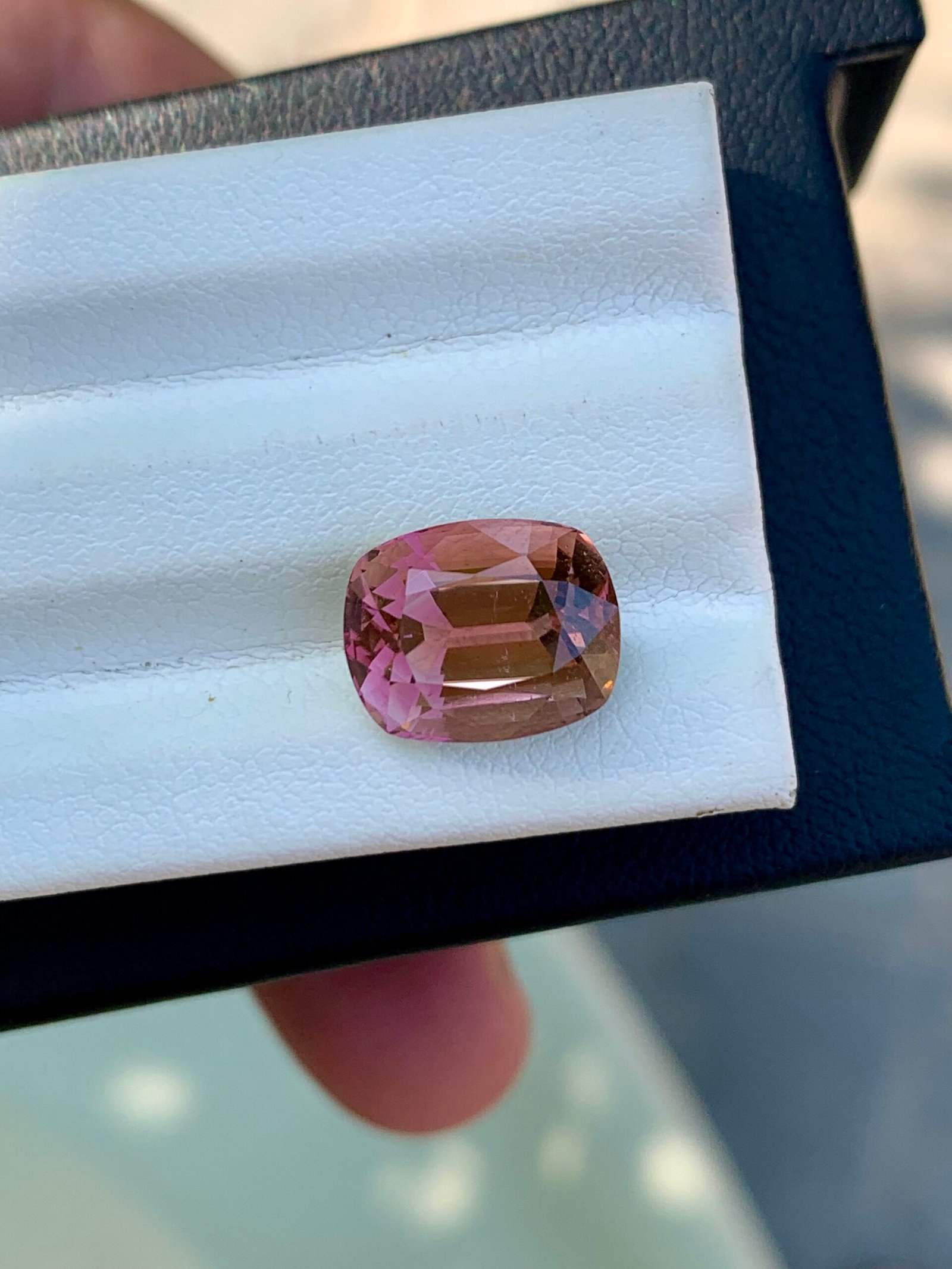 Fine quality pink tourmaline 4.7 ct - Image 2