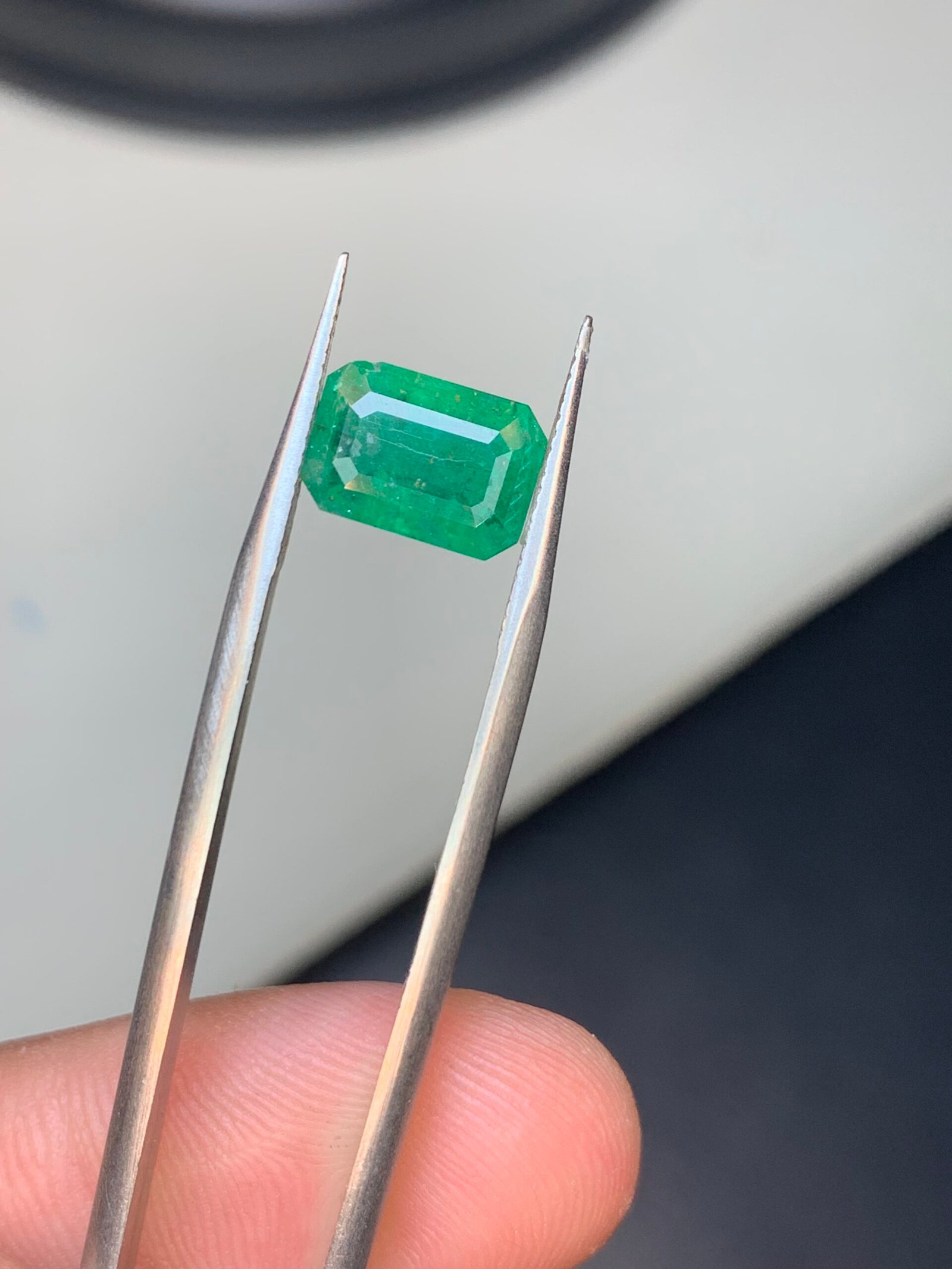 Fine Faceted Emeralds – 14.3 Carats - Image 15