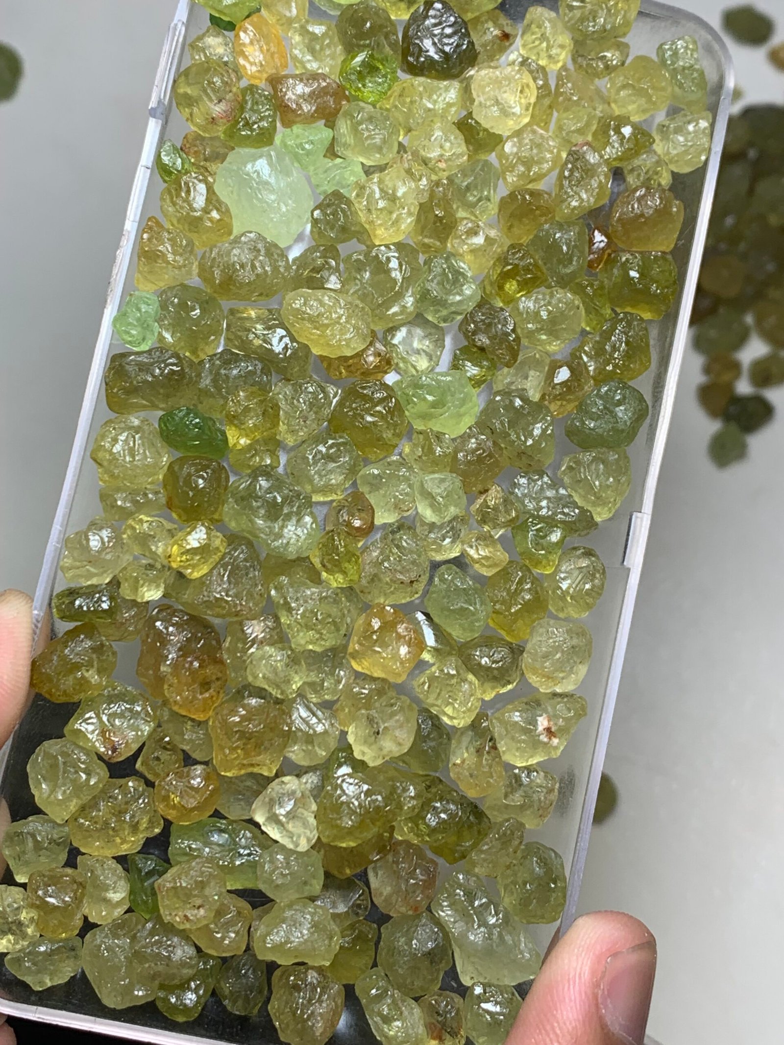 Mali Garnets - facet quality Rough Gemstones 350 g - Image 6