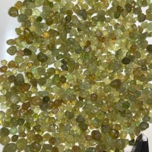 Mali Garnets - facet quality Rough Gemstones 350 g