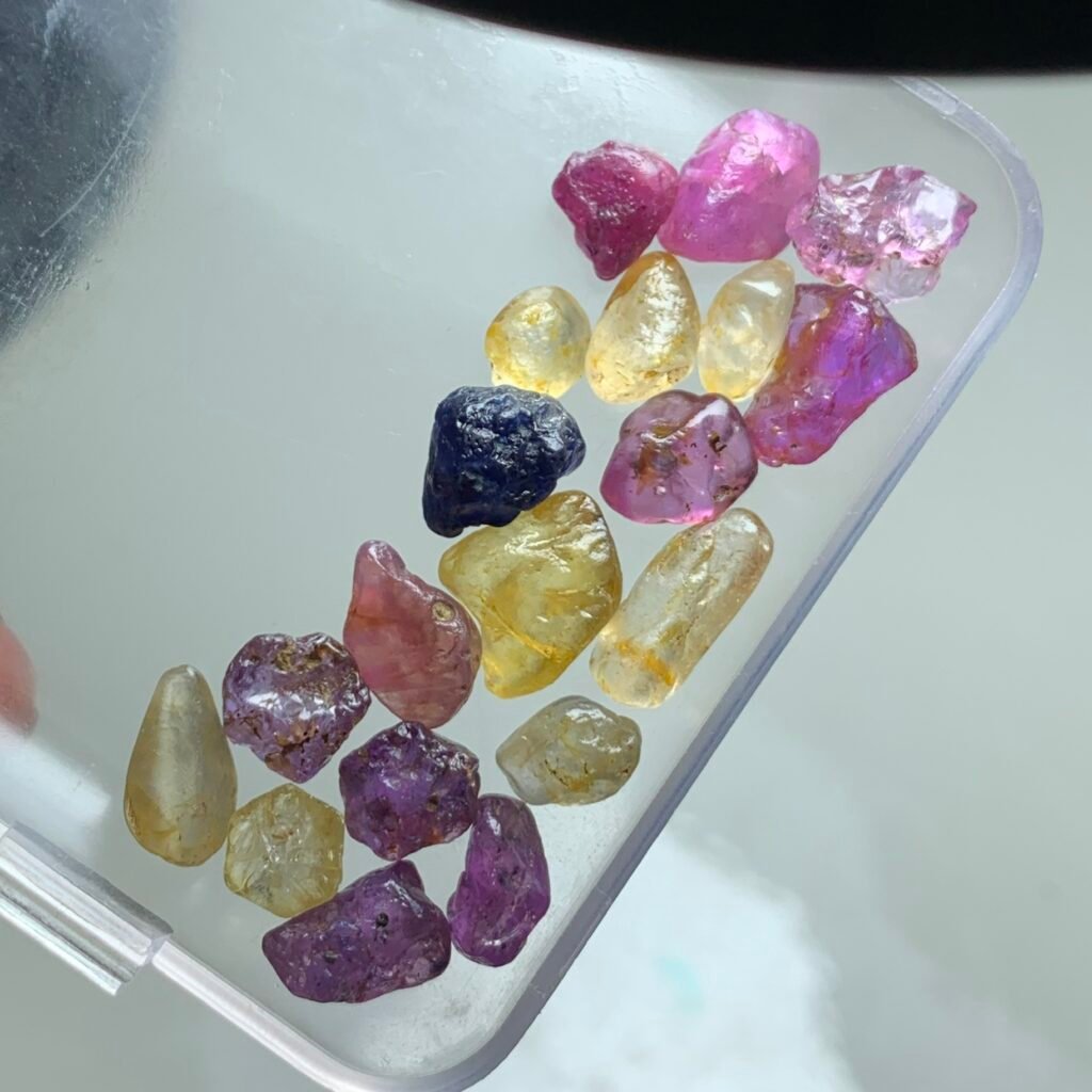 Ceylon Rough Sapphires Lot 50 cts