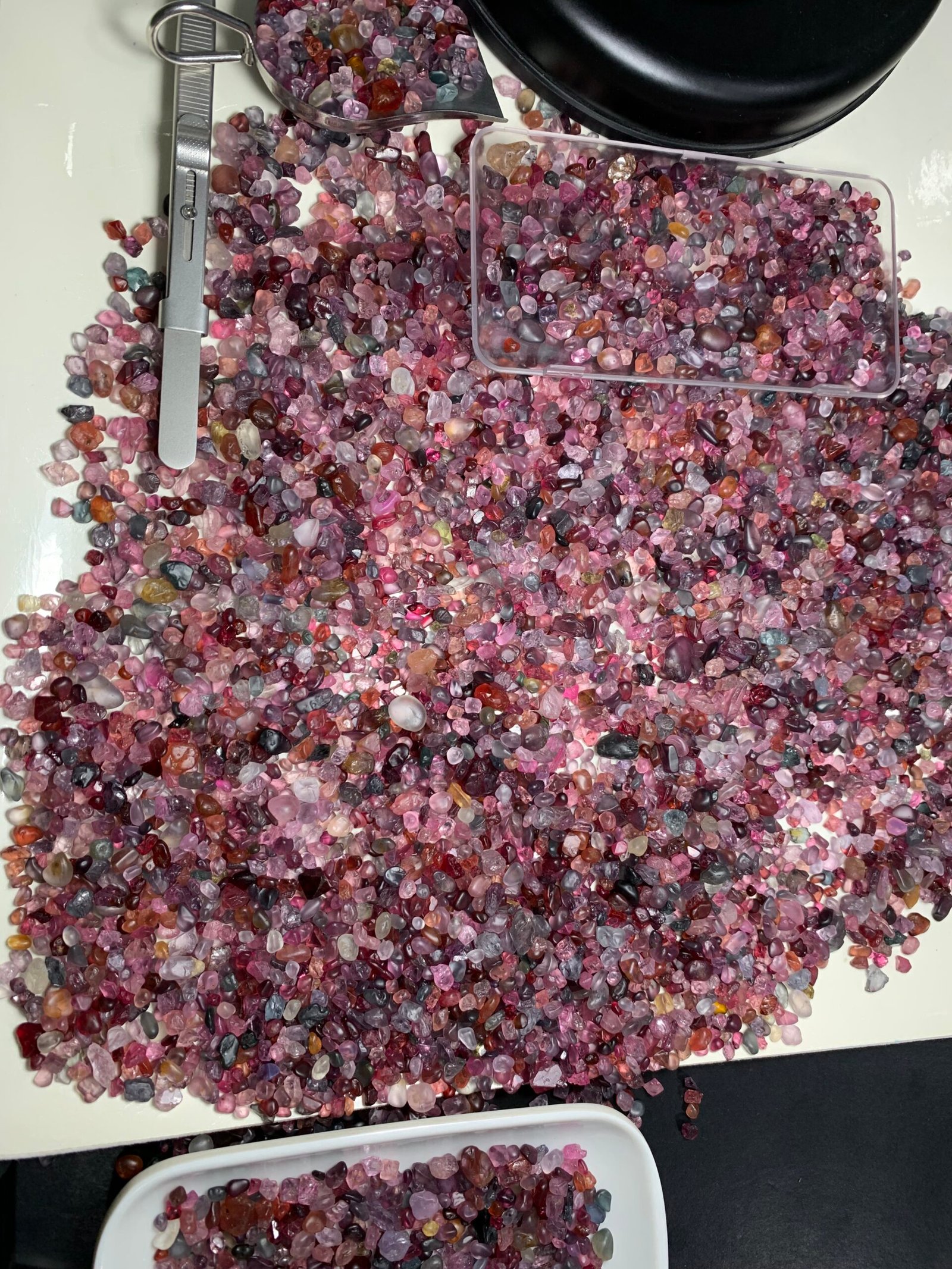 Facet Rough Multi-Color Spinels 1000 g - Image 2