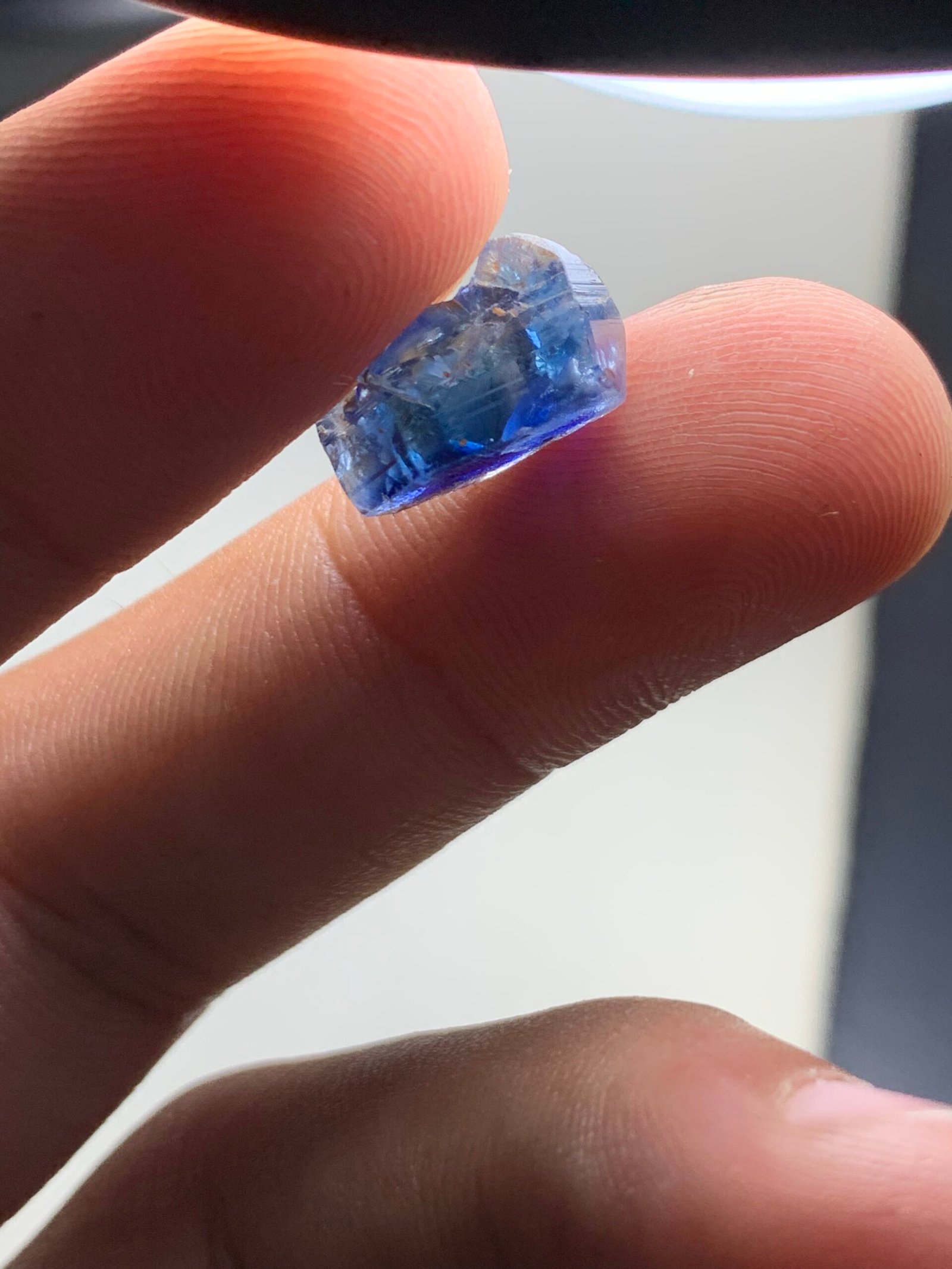 Fine Natural rough Blue Sapphire - 37.5 carats - Image 10