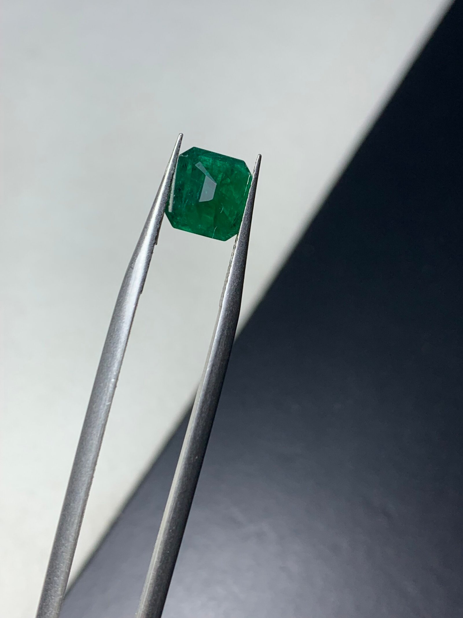 Swat Emerald Cut 1.8 ct - Image 5