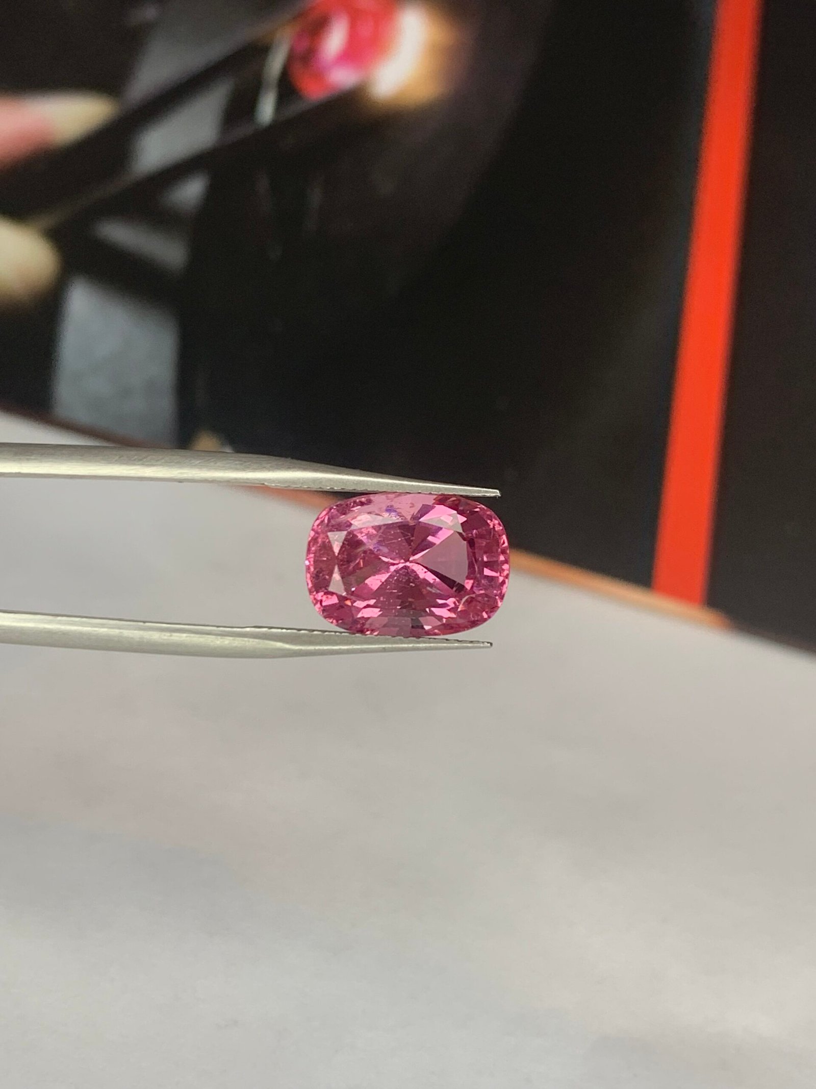 Exceptional High-Quality Pink Spinel 5.6 ct Tajikistan - Image 5