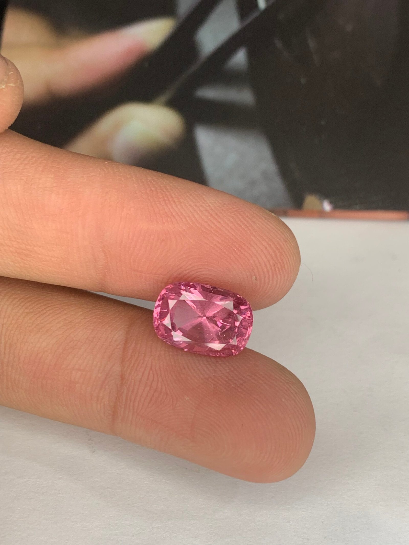 Exceptional High-Quality Pink Spinel 5.6 ct Tajikistan - Image 3