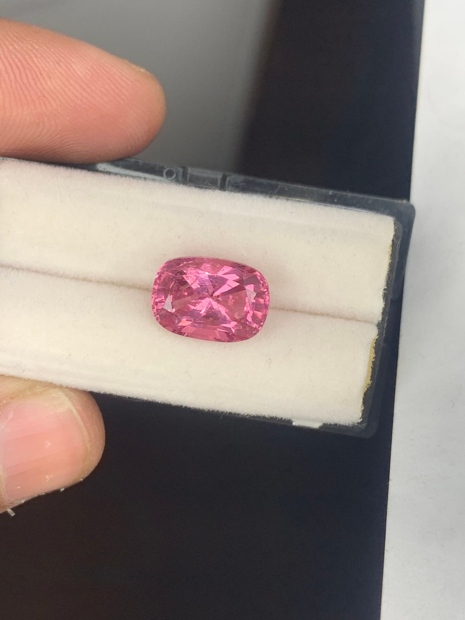 Exceptional High-Quality Pink Spinel 5.6 ct Tajikistan - Image 10