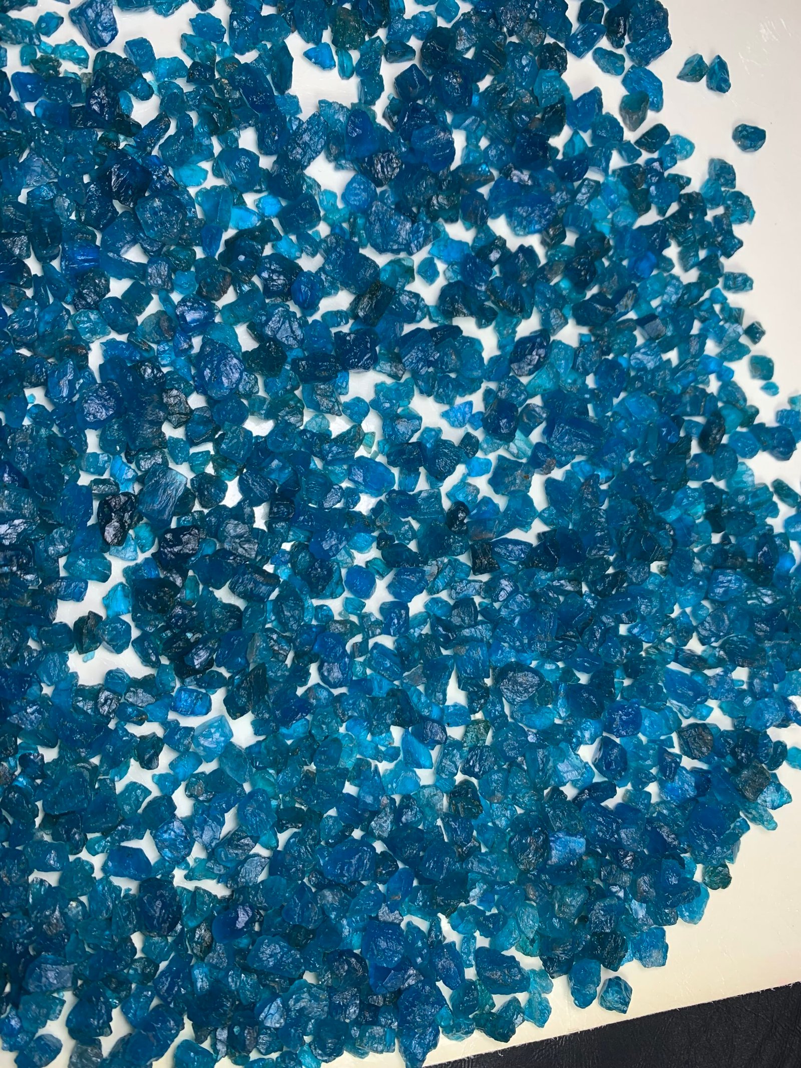 Blue Apatite rough 500 grams - Image 2