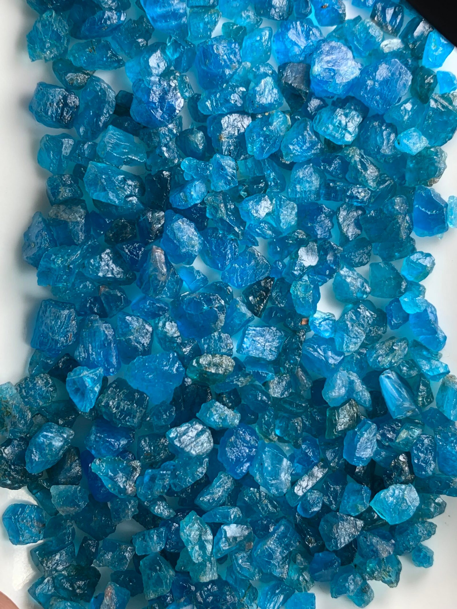 Blue Apatite rough 500 grams - Image 6