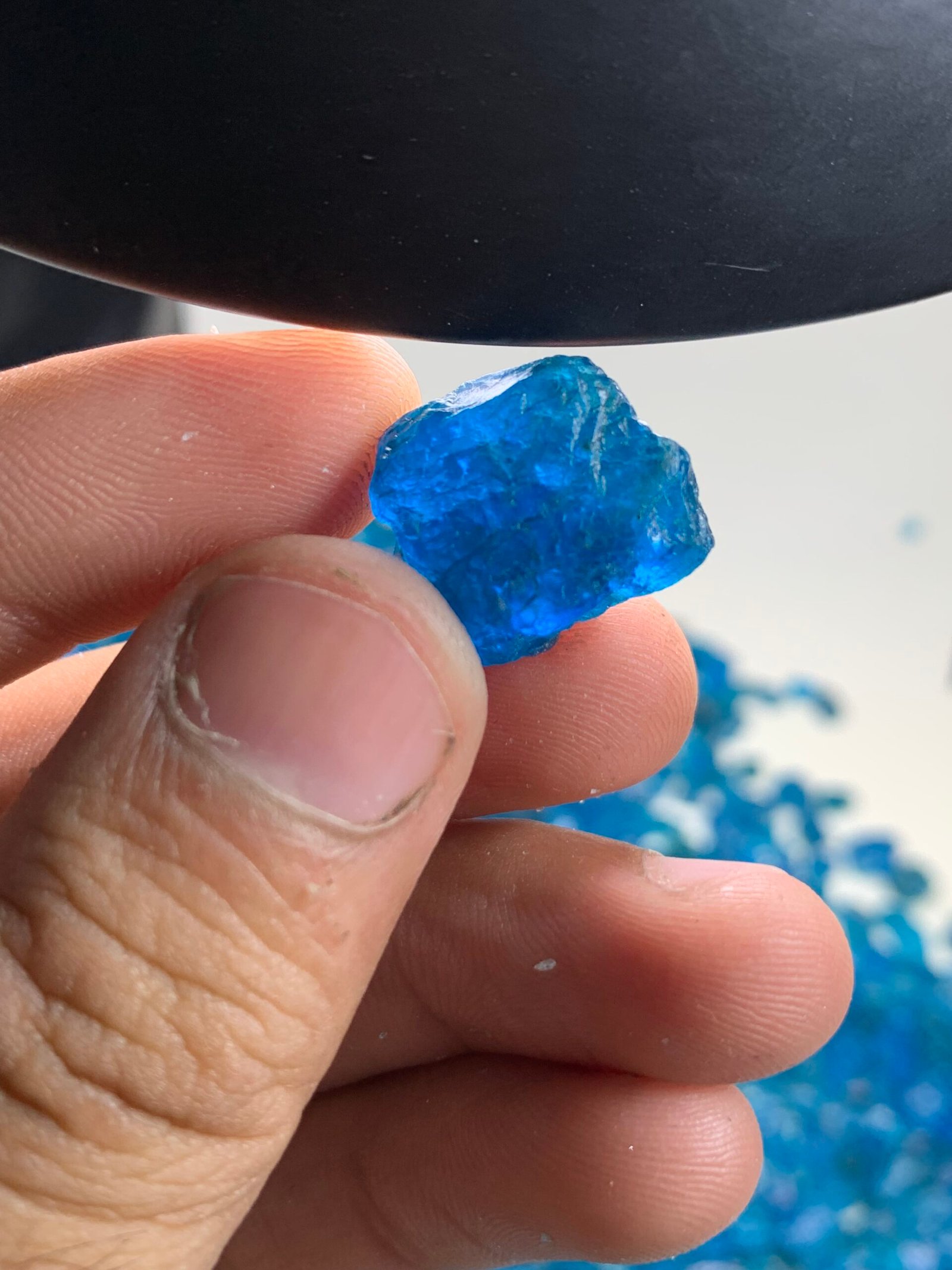Blue Apatite rough 500 grams - Image 7