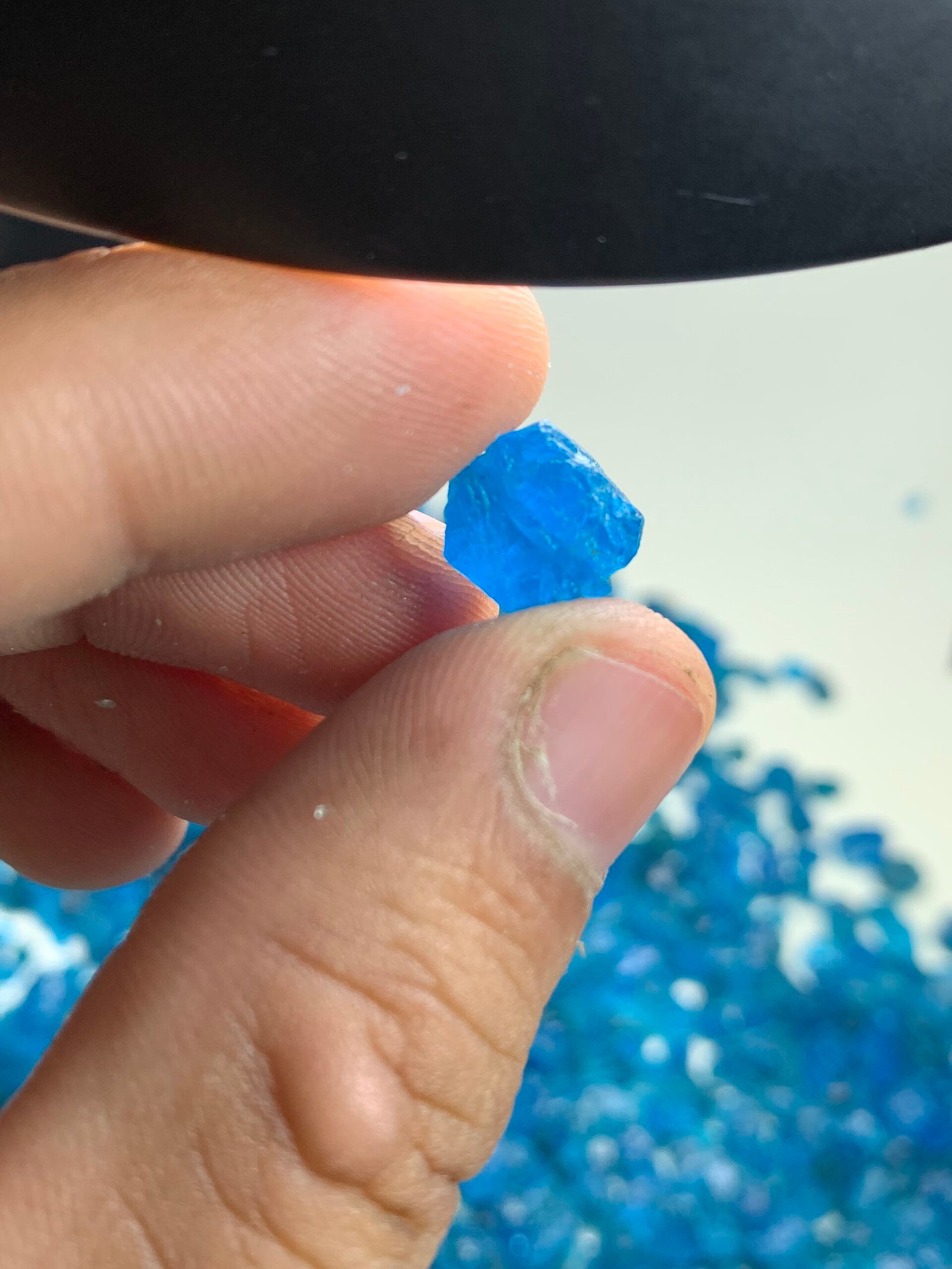 Blue Apatite rough 500 grams - Image 10