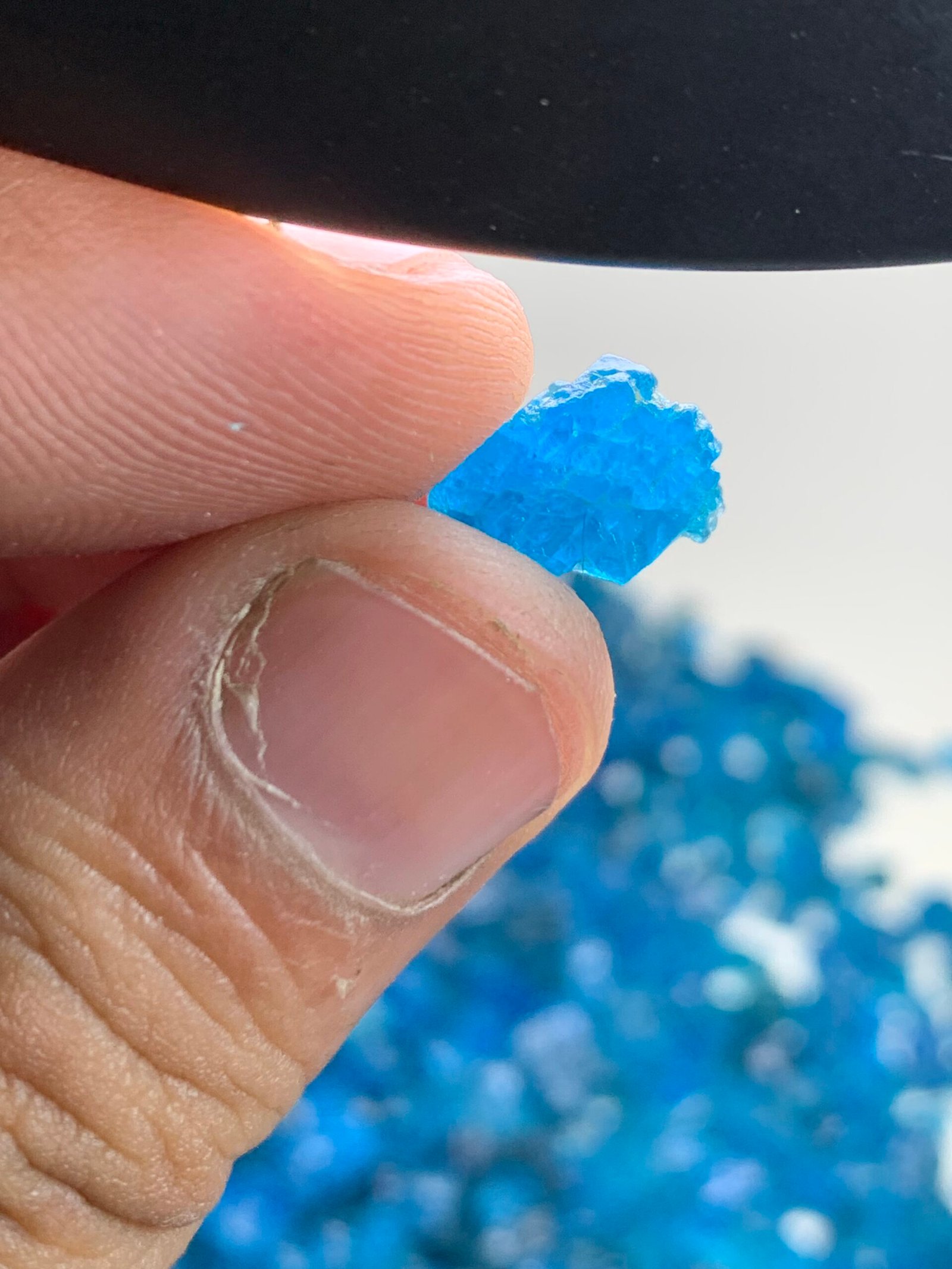 Blue Apatite rough 500 grams - Image 8